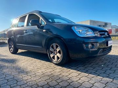 Kia Carens 2.0 16V CRDi VGT LX Family