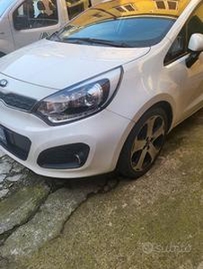 KIA Rio 3ª serie - 2014