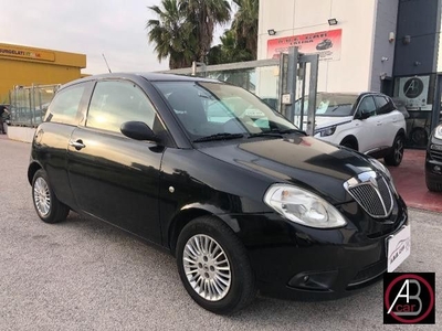 LANCIA - Ypsilon - 1.3 MJT Argento - ADATTA NEOPATENTATI