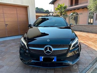 Mercedes-Benz A 180d Premium NEXT AMG