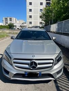 Mercedes gla 200 d amg