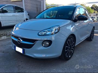 Opel Adam 1.4 87 CV GPL Tech Black Jack