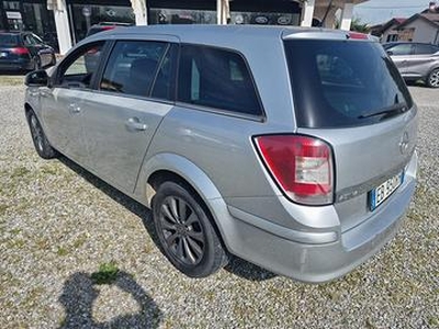 Opel astra 17d