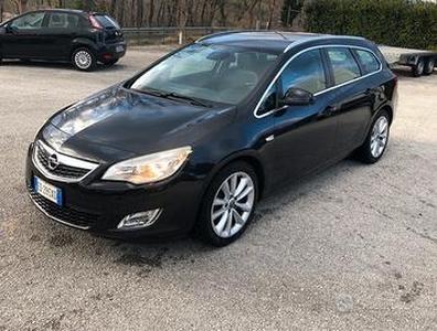 Opel Astra j Cosmo 1.7 2011
