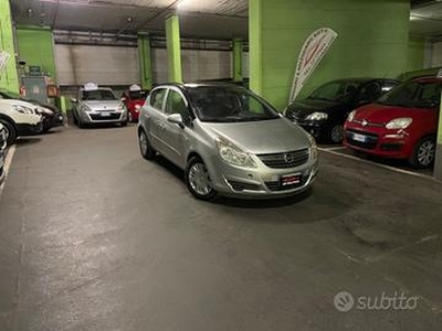 Opel Corsa 1.2 5 porte Neopatentati 48.000 km cert