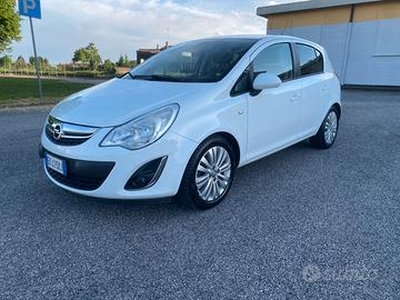 Opel Corsa 1.2 benzina- GPL Neopatentati +Garanzia
