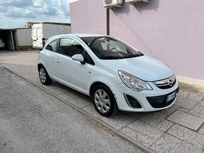 Opel corsa 1.3 diesel m-jet 2013 170.000 km