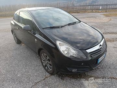 Opel Corsa EDITION 111 - 1.2 86cv