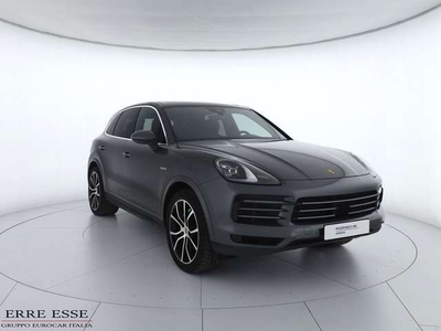 Porsche Cayenne 3.0 e-hybrid tiptronic