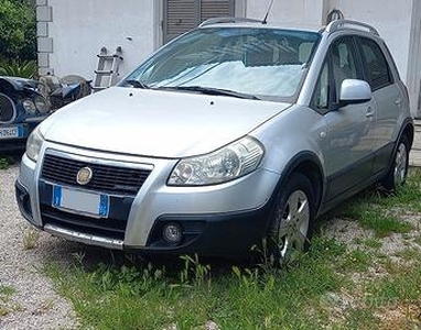 SUV- FIAT SEDICI M-JET full opt. 4x4 inseribile