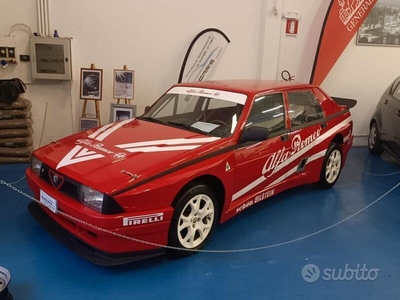 Usato 1986 Alfa Romeo 75 2.0 Benzin 128 CV (23.000 €)
