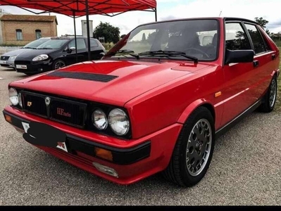 Venduto Lancia Delta 1.6 i.e. turbo HF - auto usate in vendita