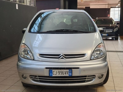 Usato 2003 Citroën Xsara Picasso 2.0 Diesel 90 CV (1.990 €)