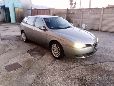 Usato 2006 Alfa Romeo 156 1.9 Diesel 140 CV (3.000 €)