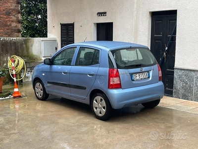 Usato 2007 Kia Picanto Benzin (3.000 €)