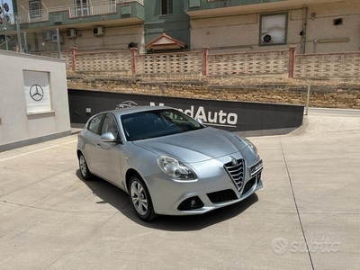 Usato 2011 Alfa Romeo Giulietta 1.6 Diesel 105 CV (6.500 €)