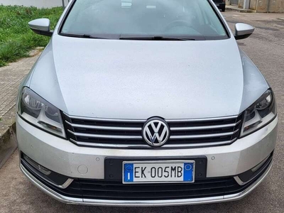 Usato 2011 VW Passat 1.6 Diesel 105 CV (5.900 €)