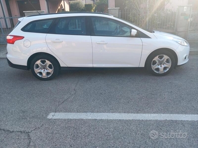 Usato 2014 Ford Focus 1.6 LPG_Hybrid 120 CV (7.500 €)