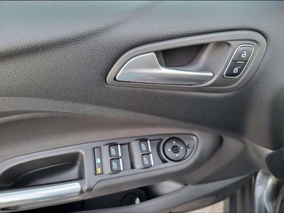 Usato 2015 Ford C-MAX 1.5 Diesel 120 CV (9.300 €)