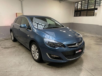 Usato 2015 Opel Astra 1.4 Benzin 140 CV (8.700 €)