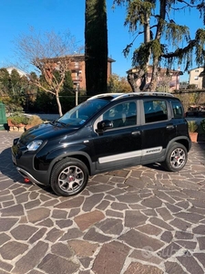 Usato 2016 Fiat Panda Cross 1.2 Diesel 95 CV (16.000 €)