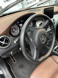 Usato 2016 Mercedes 200 2.0 Benzin 184 CV (23.000 €)