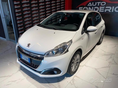 Usato 2016 Peugeot 208 1.6 Diesel 75 CV (8.500 €)