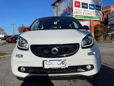 Usato 2016 Smart ForFour 1.0 Benzin 71 CV (13.300 €)