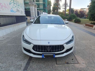 Usato 2017 Maserati Ghibli 3.0 Diesel 275 CV (34.999 €)