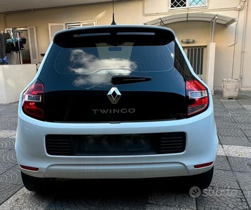 Usato 2017 Renault Twingo 1.0 Benzin 69 CV (8.000 €)