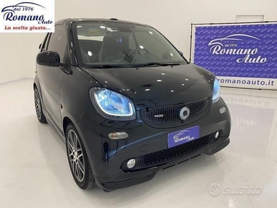 Usato 2017 Smart ForTwo Cabrio 0.9 Benzin 109 CV (20.990 €)