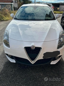 Usato 2018 Alfa Romeo Giulietta 1.6 Diesel 109 CV (15.500 €)