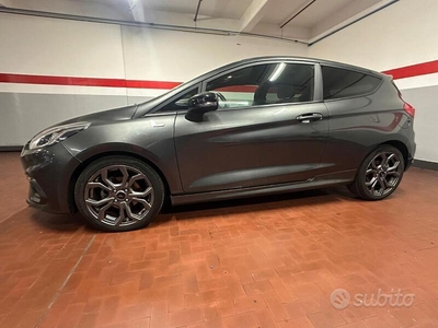 Usato 2018 Ford Fiesta 1.0 Benzin 100 CV (10.900 €)