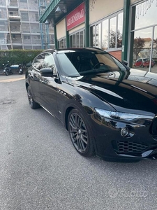Usato 2018 Maserati Levante Diesel (41.900 €)