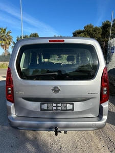 Usato 2019 Opel Combo Life 1.5 Diesel 101 CV (15.900 €)