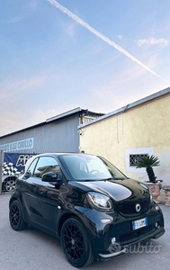 Usato 2019 Smart ForTwo Coupé 1.0 Benzin (11.600 €)