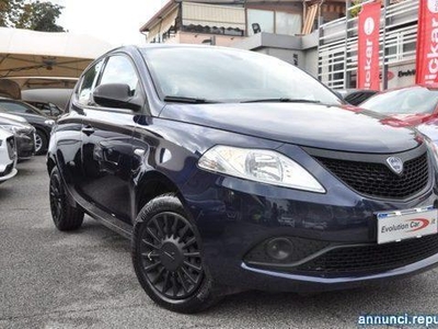 Usato 2020 Lancia Ypsilon 1.2 Benzin 69 CV (11.500 €)