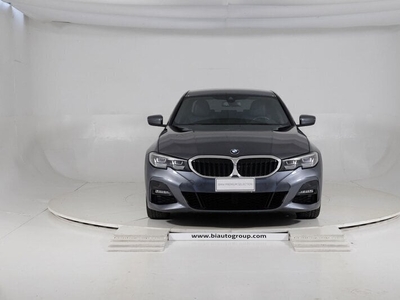 Usato 2021 BMW 318 2.0 Diesel 150 CV (30.600 €)