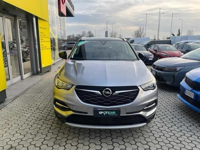 Usato 2021 Opel Grandland X 1.2 Benzin 131 CV (19.900 €)