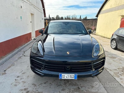 Usato 2021 Porsche Cayenne 3.0 El_Hybrid 462 CV (74.900 €)