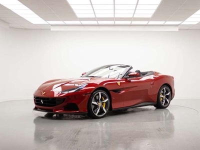 Usato 2022 Ferrari Portofino 3.9 Benzin 620 CV (267.890 €)