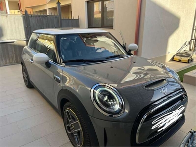 Usato 2022 Mini Cooper SE El 102 CV (27.000 €)