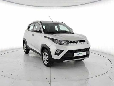 Usato 2023 Mahindra KUV100 1.2 Benzin 87 CV (10.900 €)