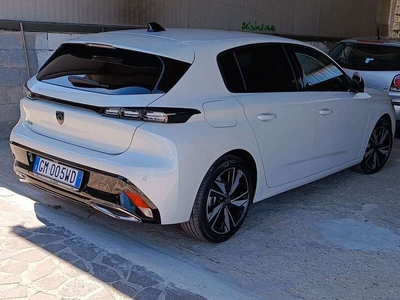 Usato 2023 Peugeot 308 1.5 Diesel 131 CV (27.000 €)