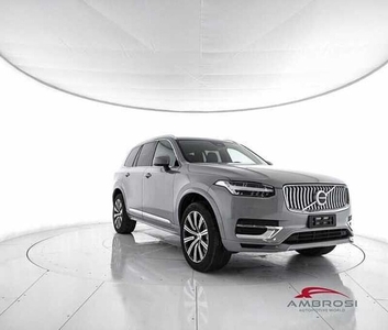 Usato 2024 Volvo XC90 2.0 El 235 CV (69.637 €)