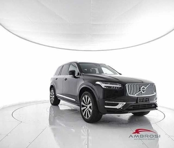 Usato 2024 Volvo XC90 2.0 El 235 CV (72.389 €)