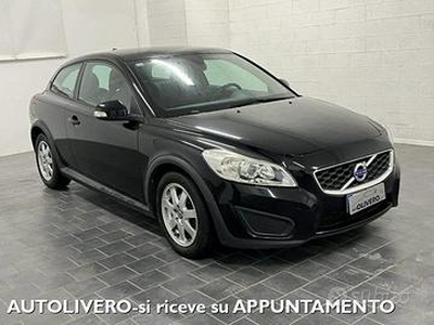 VOLVO C30 D2 Kinetic