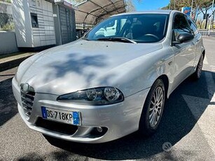 Alfa romeo 147 motore impeccabile