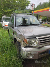 Auto incidentata . Ha anche l impianto a gas