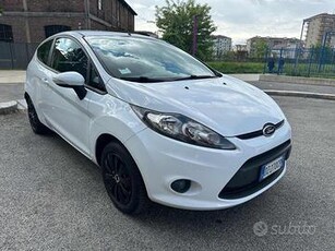 FORD Fiesta + 1.2 82CV 3 porte